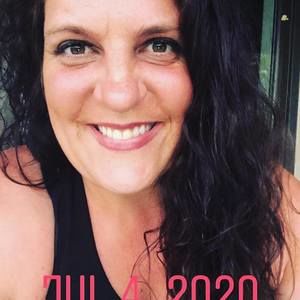 Meet your Posher, Monica